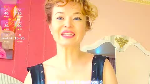 lanavibes online show from February 10, 11:13 am