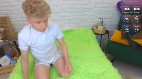 Lanny online show from March 9, 7:26 pm