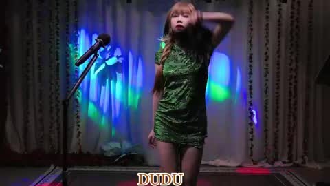 lankwaifong_cindy online show from May 30, 3:16 am