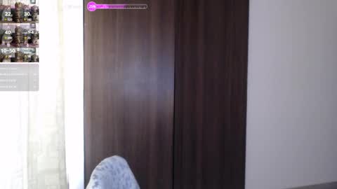 Snapshot of lanna_mills chatting on February 20, 4:36 pm Lanna online show from February 20, 4:36 pm