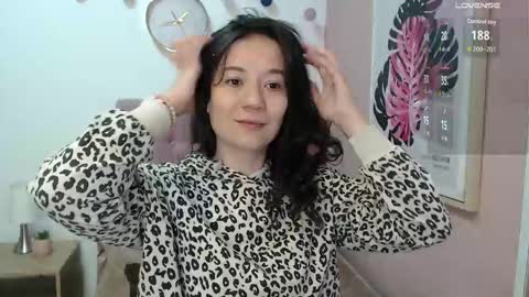 Snapshot of lanna_mills chatting on October 17, 1:26 pm Lanna online show from October 17, 1:26 pm