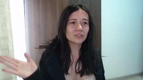 Snapshot of lanna_mills chatting on March 3, 4:05 pm Lanna online show from March 3, 4:05 pm