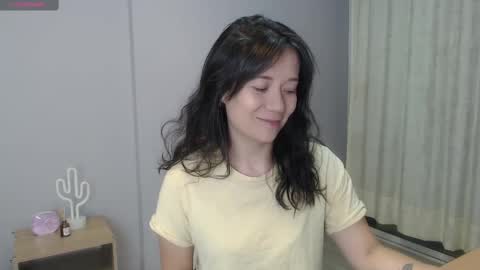 Snapshot of lanna_mills chatting on September 15, 1:23 pm Lanna online show from September 15, 1:23 pm