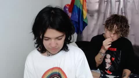 Snapshot of lannie_gonzales chatting on December 28, 9:40 pm LANNIE   online show from December 28, 9:40 pm