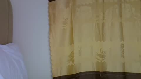 lara online show from October 21, 11:48 am