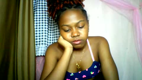 lara_belle online show from June 16, 2:48 am