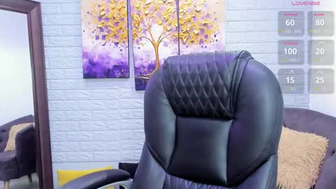      700  200   online show from November 15, 9:05 pm