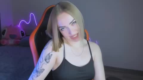 LaraKrein lk online show from November 23, 3:43 pm