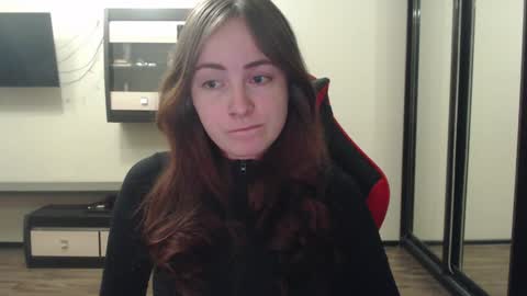 Laralianna online show from February 6, 6:13 pm