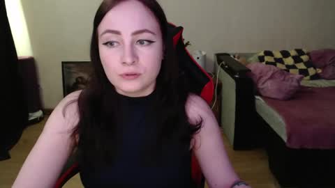 Laralianna online show from April 13, 10:52 am