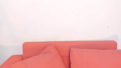 Lara Murphy online show from September 19, 8:45 pm