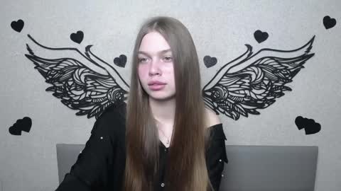 LaraPika online show from May 13, 5:17 am