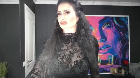 laras_moans online show from May 17, 7:06 am