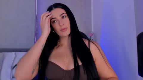 Laura online show from July 11, 9:51 pm