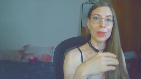 larawintersxxx online show from September 10, 9:16 pm