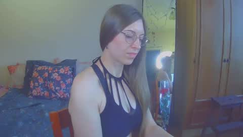 larawintersxxx online show from March 9, 4:00 pm