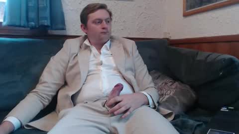 largebit17 online show from November 24, 2:38 pm