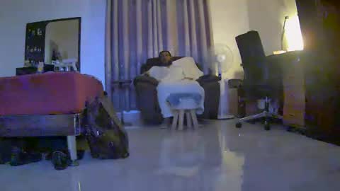 largepanny online show from February 16, 4:32 pm