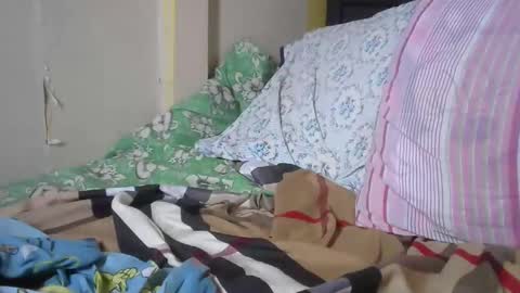 larissah99 online show from March 2, 6:58 am