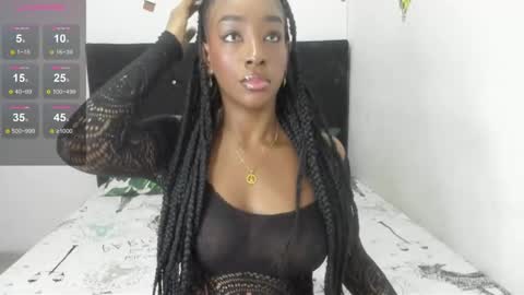 Snapshot of larissawilson chatting on December 6, 9:18 pm L A R I S S A online show from December 6, 9:18 pm