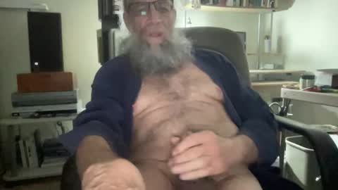 chris online show from April 12, 1:59 pm