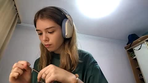 Linet online show from March 26, 10:42 am