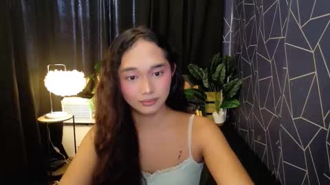latina_kia online show from February 24, 1:52 am