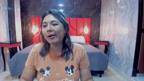 EMMA   online show from November 17, 2:30 pm