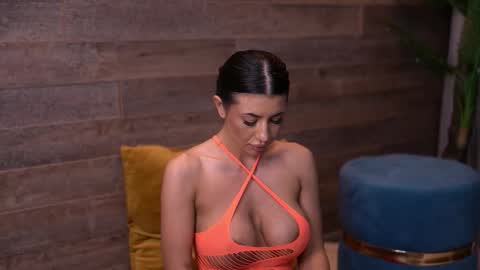 Latina online show from November 30, 6:59 pm