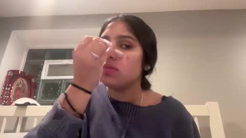 latinamamii1121 online show from April 17, 3:42 am