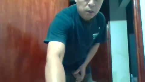Snapshot of latinbigdick2 chatting on December 8, 6:01 am Robert online show from December 8, 6:01 am