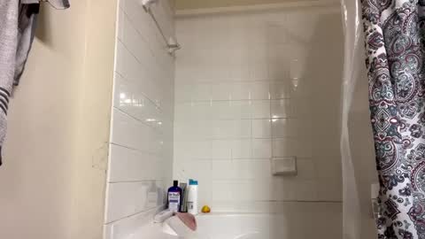 latinlover199518 online show from December 28, 7:11 pm