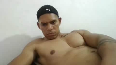 latinoxxl22cm online show from February 23, 5:56 am