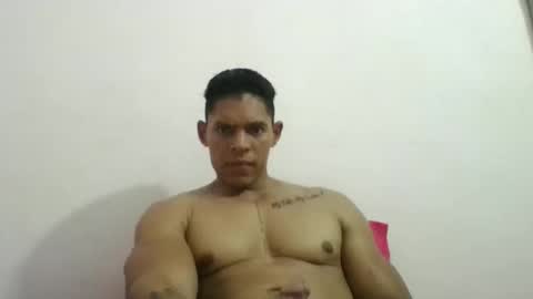 latinoxxl22cm online show from March 7, 3:19 am