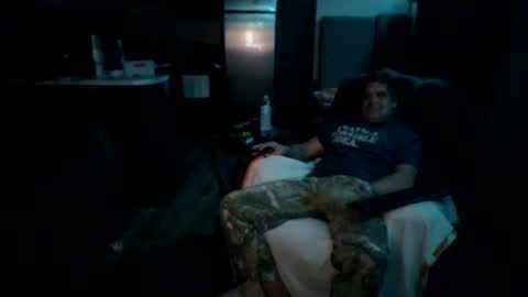 latniter online show from January 10, 5:15 am