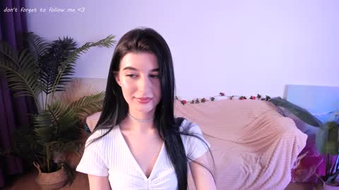 Laura online show from February 5, 8:25 pm