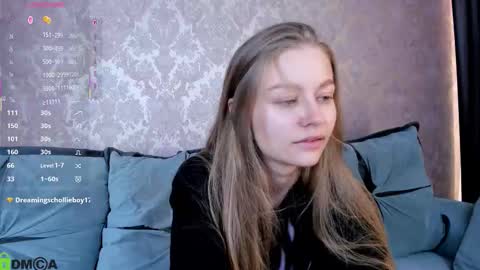 Laura online show from October 11, 1:38 pm