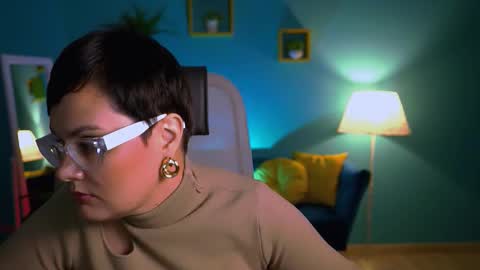 lauradavidsons online show from October 19, 4:33 pm