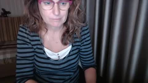 Snapshot of lauraoven1 chatting on October 20, 5:07 pm Lauraoven1 online show from October 20, 5:07 pm