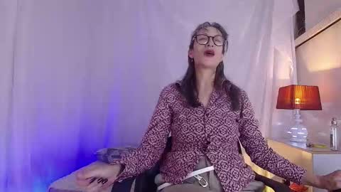 Laura Sofia online show from March 18, 3:56 am