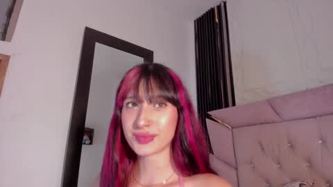 Laurem online show from February 4, 7:51 pm