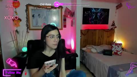 Lauren online show from March 7, 4:02 am