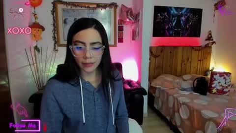 Lauren online show from March 12, 2:52 am