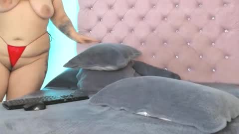 laurenlaine online show from September 20, 3:59 pm