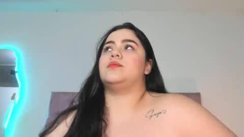 laurenlaine online show from April 5, 12:40 am