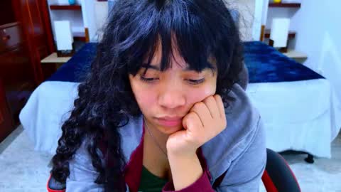 laurent online show from November 22, 3:49 am