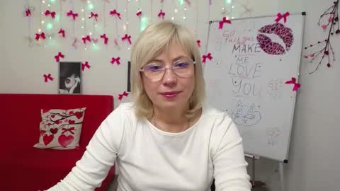 Lauren online show from March 3, 6:48 pm