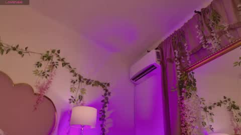 luu online show from May 14, 10:41 pm