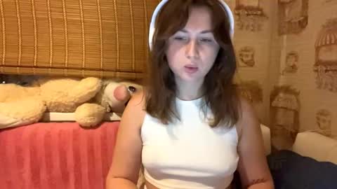 Emily online show from December 2, 3:54 pm