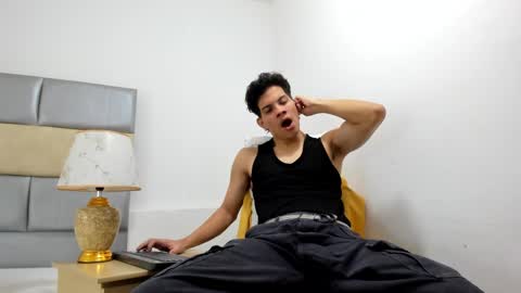 ZAmbrano online show from March 8, 12:52 pm